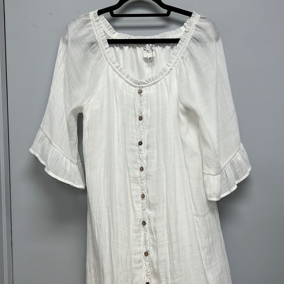 Naif Women’s White Gauze Bohemian Ruffled Sleeve Dress - Picture 1 of 6